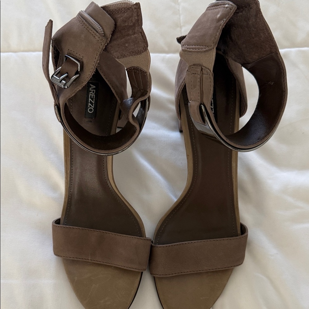 Arezzo Women's Brown Heeled Sandals